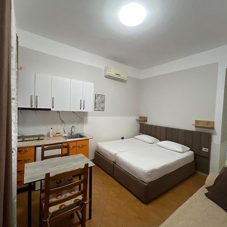 Villa Roel 2 Apartments Nr 88 Vlore Ngoại thất bức ảnh