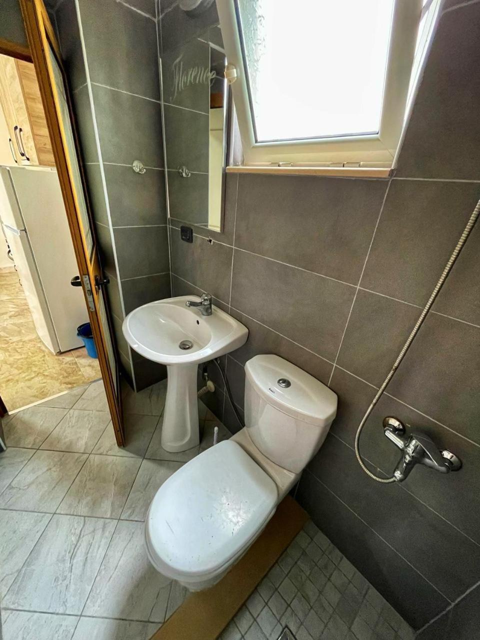 Villa Roel 2 Apartments Nr 88 Vlore Ngoại thất bức ảnh